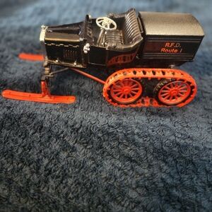 1:20 scale 1921 "Model T" Ford R.F.D. Truck w/ Snowbird Attachment by The Yorksh